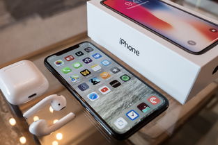 苹果 iPod 是苹果公司（Apple Inc.于 2001 年 10 月 23 日首次发布的便携式数字音乐播放器系列，曾是数字音乐革命的标志性产品。以下是关于 iPod 的关键信息概览